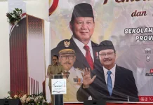 Sekda Junda Tekankan Karakter dan Kemandirian Bagi Siswa Sekolah Rakyat Sulbar