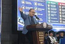 Gubernur Suhardi Duka Berikan 50 Beasiswa untuk Mahasiswa Kampus Unasman