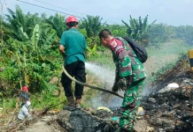 Tim Fire Brigade PT Letawa Padamkan Dua Titik Karhutla di Tikke Raya