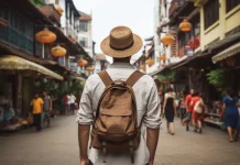 Apa Itu Backpacker? Bukan Soal Tas Gede, tapi Soal Mental