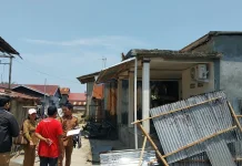 Rumah Warga Roboh Diterjang Angin Kencang, Perkim Mamuju Mulai Pendataan