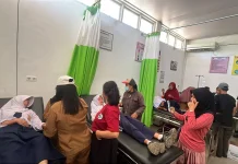 Dugaan Keracunan, 20 Siswa di Tabulahan Mamasa Dilarikan ke Puskesmas