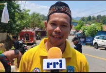 Terima Air Bersih dari TNI, Warga menyampaikan Rasa Syukur