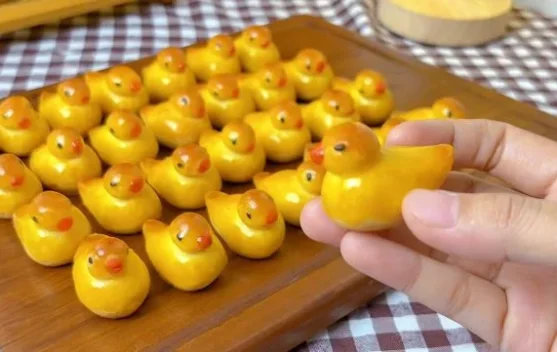 Ragam Bentuk Nastar Modern yang Menggoda Selera