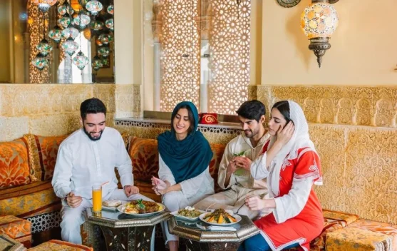 Etika Bertamu saat Lebaran, Wajib Diketahui!