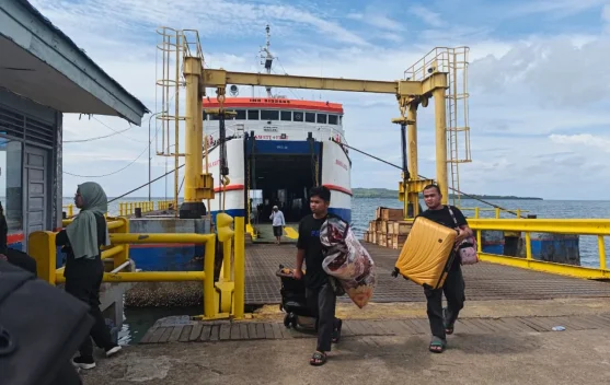 Jumlah Penumpang Mudik Terakhir di Mamuju Turun, Ini Kata ASDP