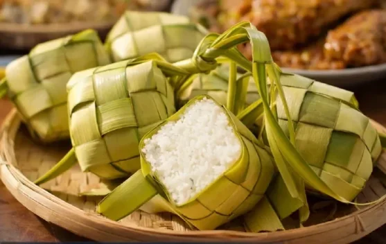 Ketupat, Simbol Kebersamaan di Hari Raya Idul Fitri