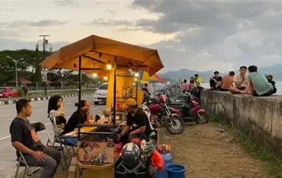Rencana Relokasi Pedagang ke Anjungan Manakarra Dinilai Tak Efektif