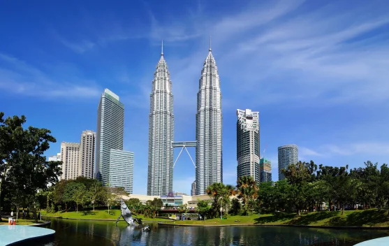 Tempat Wajib Dikunjungi di Kuala Lumpur: 1x Jalan, Foto, Kuliner Beres