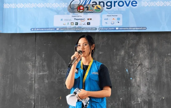 KKN UGM Edukasi Pentingnya Mangrove di Pantai Gonda