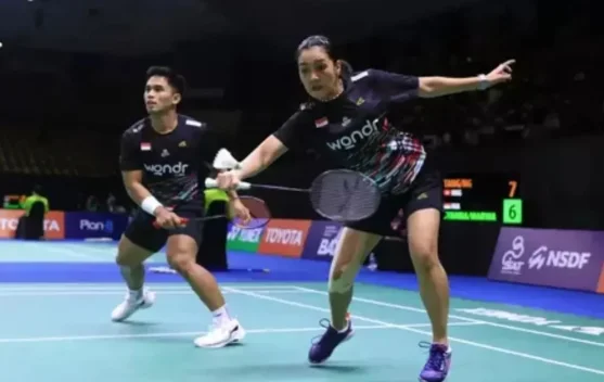 Amri/Nita Takluk dari Feng/Huang