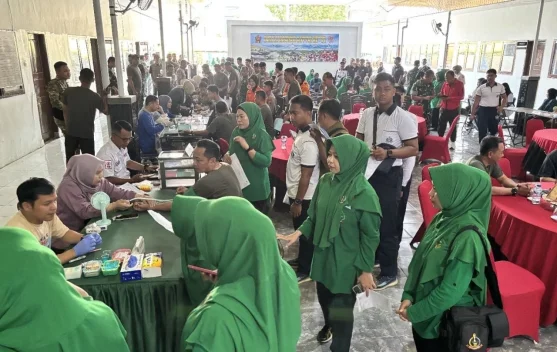 HUT ke-81 TNI, Korem 142 Mamuju Layani 1.400 Warga Memeriksa Kesehatan Gratis