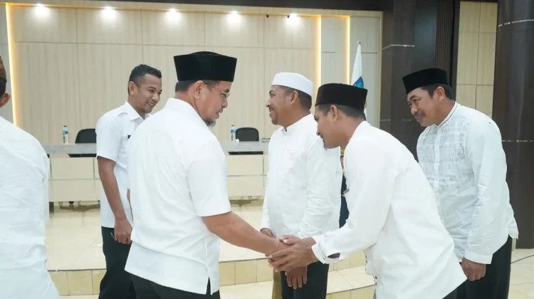 Bupati Lasena Kukuhkan Pengurus UPZ Kecamatan se-Kabupaten Boltara