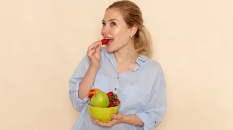 Bolehkah Mengonsumsi Buah di Malam Hari?