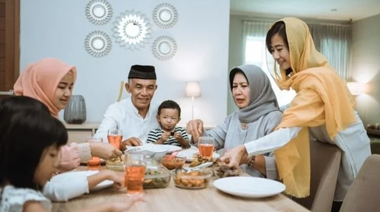 Cara Berbuka Puasa yang Benar dan Sehat