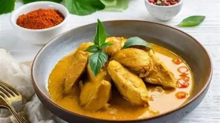 Hindari Makanan Ini agar Puasa Tetap Lancar