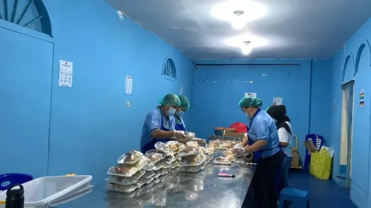 Adaptasi Gizi di Bulan Puasa: Menilik Operasional Makan Bergizi Gratis di Manado