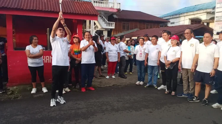 Pemdes dan Masyarakat Kaima Gelar Jalan Sehat Semarak HUT ke 256 Tahun