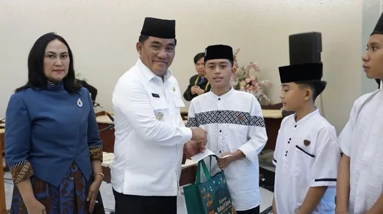 Buka Puasa Bersama KKSS, Gubernur YSK Ajak Perkuat Solidaritas di Ramadan