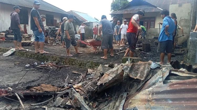Rumah Warga Kawangkoan Terbakar, Satu Luka Ringan