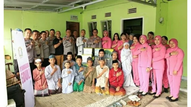 Bakti  Sosial di Ponpes Ma’had Bayyid Qur’an