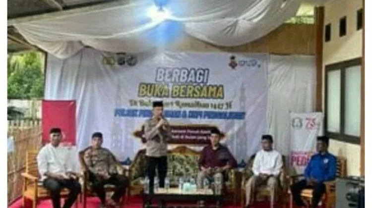 Polsek Pinogaluman Gelar Bakti Sosial dan Buka Puasa Bersama