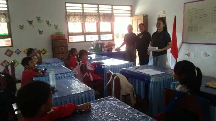 Pemberian Obat Cacing dan PKG, Puskesmas Kauditan Sasar SDN Kawiley