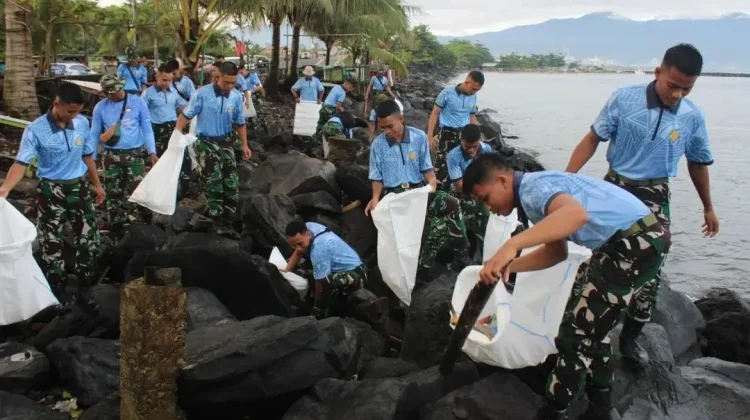 Lanud Sam Ratulangi Laksanakan Kurve di Pantai Karang Ria