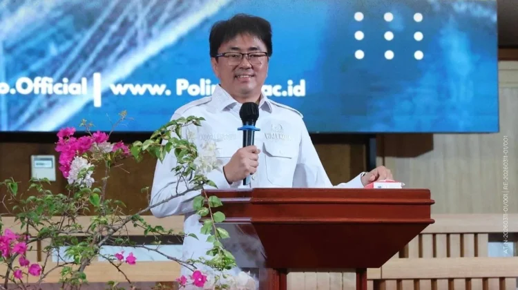 Kuliah Umum di Polimdo, Andrei Angouw Bahas Pengembangan SDM