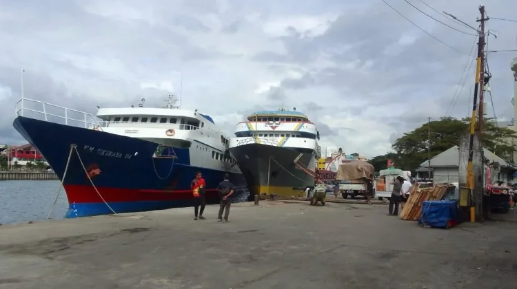 Sebanyak 19 Kapal Siap Layani Arus Mudik Lebaran di Pelabuhan Manado