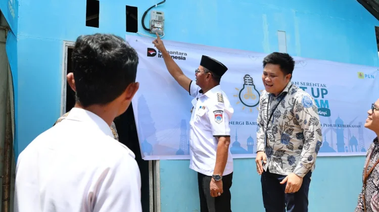 PLN UID Suluttenggo Hadirkan Energi Baru di Boltim Sambut Ramadhan Penuh Berkah