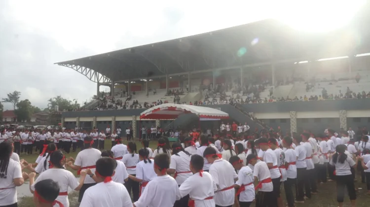 Harmoni Keberagaman, Pemkot Tomohon Apresiasi Pementasan Mahzani Massal