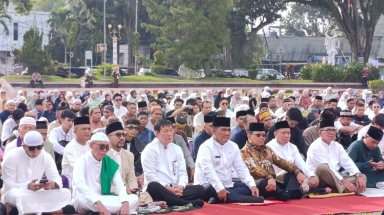 Idul Fitri di Sulut: Kebersamaan Gubernur dan Warga Jadi Simbol Harmoni