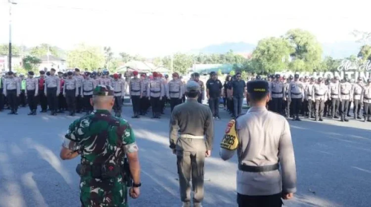 Kapolres Kotamobagu Bersama Forkopimda Pimpin Apel Gelar Pasukan