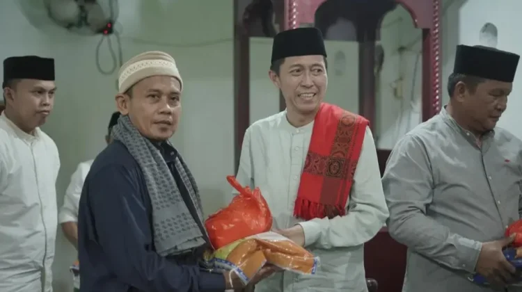 Pemkab Bolsel Safari Ramadhan di Pinolosian