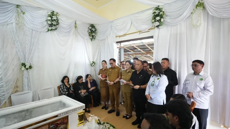 Pendeta Simon Surentu Meninggal Dunia, Pemkot Tomohon Berduka