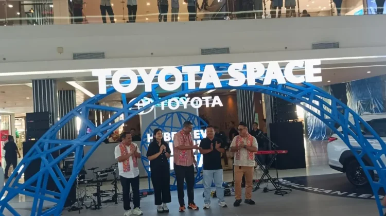 Hadir di Manado TOYOTA SPACE Tawarkan   Pengalaman  Interaktiv  Hybrid  EV untuk Semua