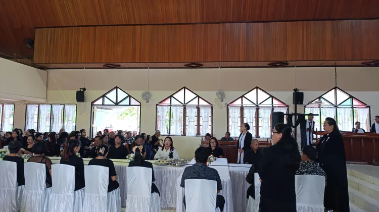 Perjamuan Kudus, Jemaat GMIM Zebaoth Kairagi Dua Refleksikan Kasih Kristus
