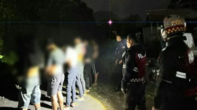 Tim Raimas Pantera Polres Tomohon Bubarkan Pesta Miras di Kinilow