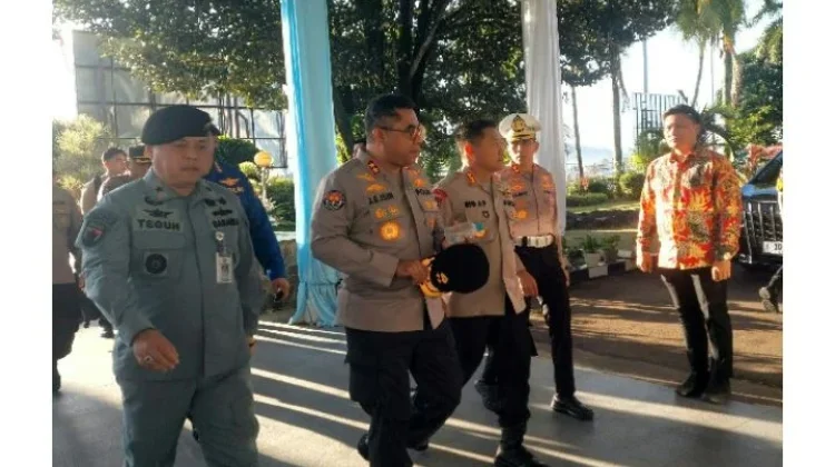 Kadiv Humas Polri Kunjungi Manado Hadiri Paskah Nasional