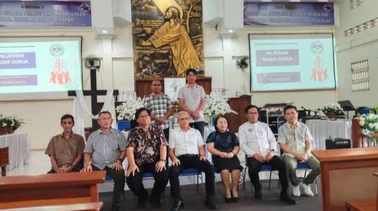 Pembinaan Pelayan Musik Ibadah Digelar di GMIM Bethesda Poopo