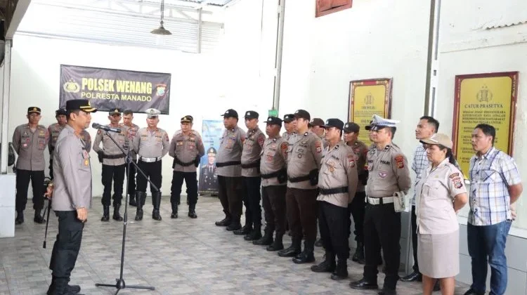 Kunjungi Polsek Wenang, Kapolresta Manado Tekankan Disiplin dan Pelayanan Prima