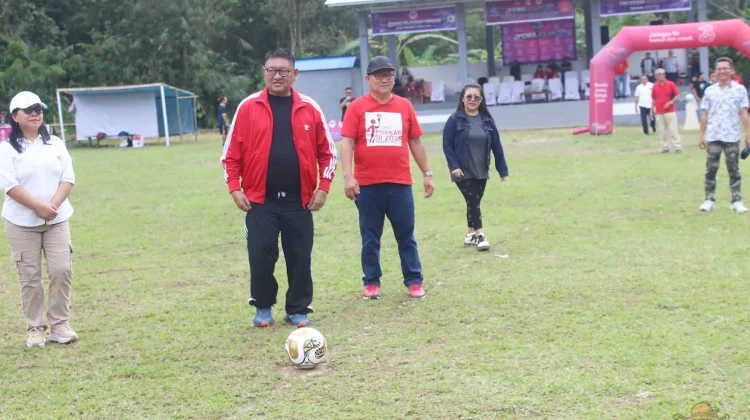Wabup Minsel Buka Turnamen Sepak Bola Yoel Cup 2