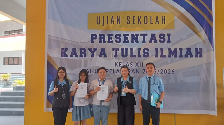 SMA Kristen Eben Haezar Manado Laksanakan Ujian Presentasi Karya Tulis Ilmiah