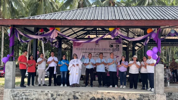 Ibadah Paskah Wilayah Tanawangko II Berlangsung Khidmat