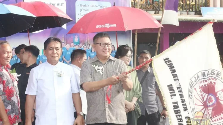 Wabup Theo Kawatu Hadiri Ibadah Pembukaan Kegiatan PH2RG se-Wilayah Tareran Tiga