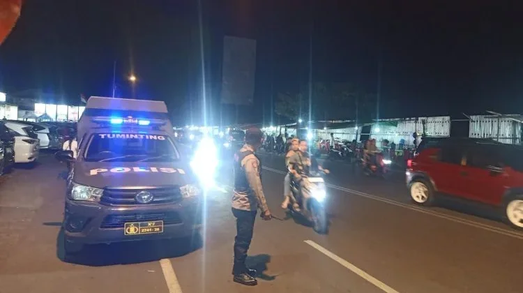 Pastikan Lalu Lintas Lancar, Polsek Tuminting Gelar “Silau Mata” di Jalan Hasanudin