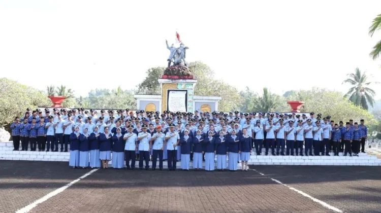 Peringati HUT ke-80 TNI AU, Lanud Sam Ratulangi Gelar Ziarah di TMP Kairagi