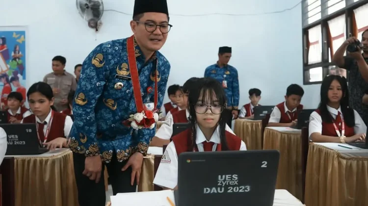 Bupati Minut Buka Token Tes Kemampuan Akademik SD Unklab Airmadidi