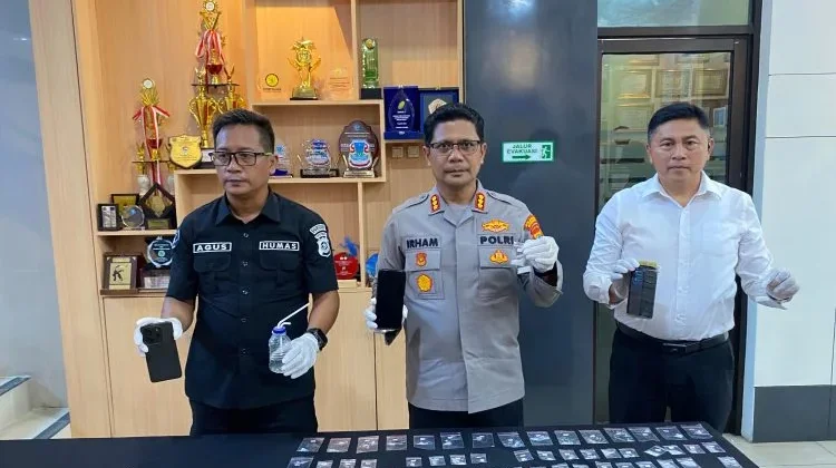 Polresta Manado Ungkap Peredaran Narkotika Jenis Sabu, Dua Tersangka Diamankan